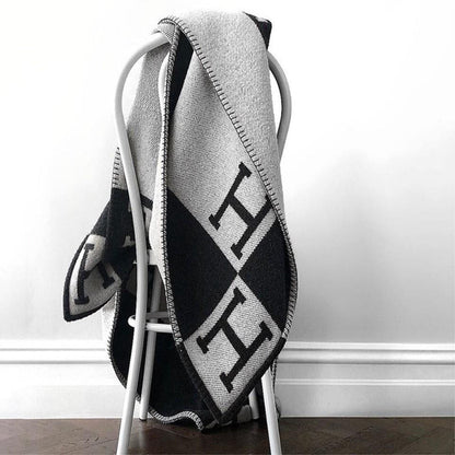 Zelara Decke Plaid Kaschmir und Wolle – Eleganz und Luxuskomfort