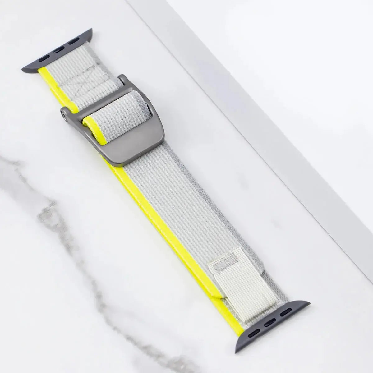 Zelara Nylon Sport Loop Band für Apple Watch