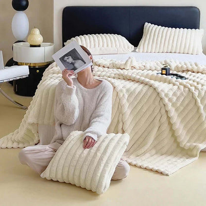 Kuschelige Plüschdecke für Gemütlichkeit