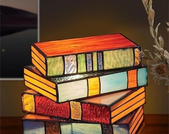 Bücher Lampe