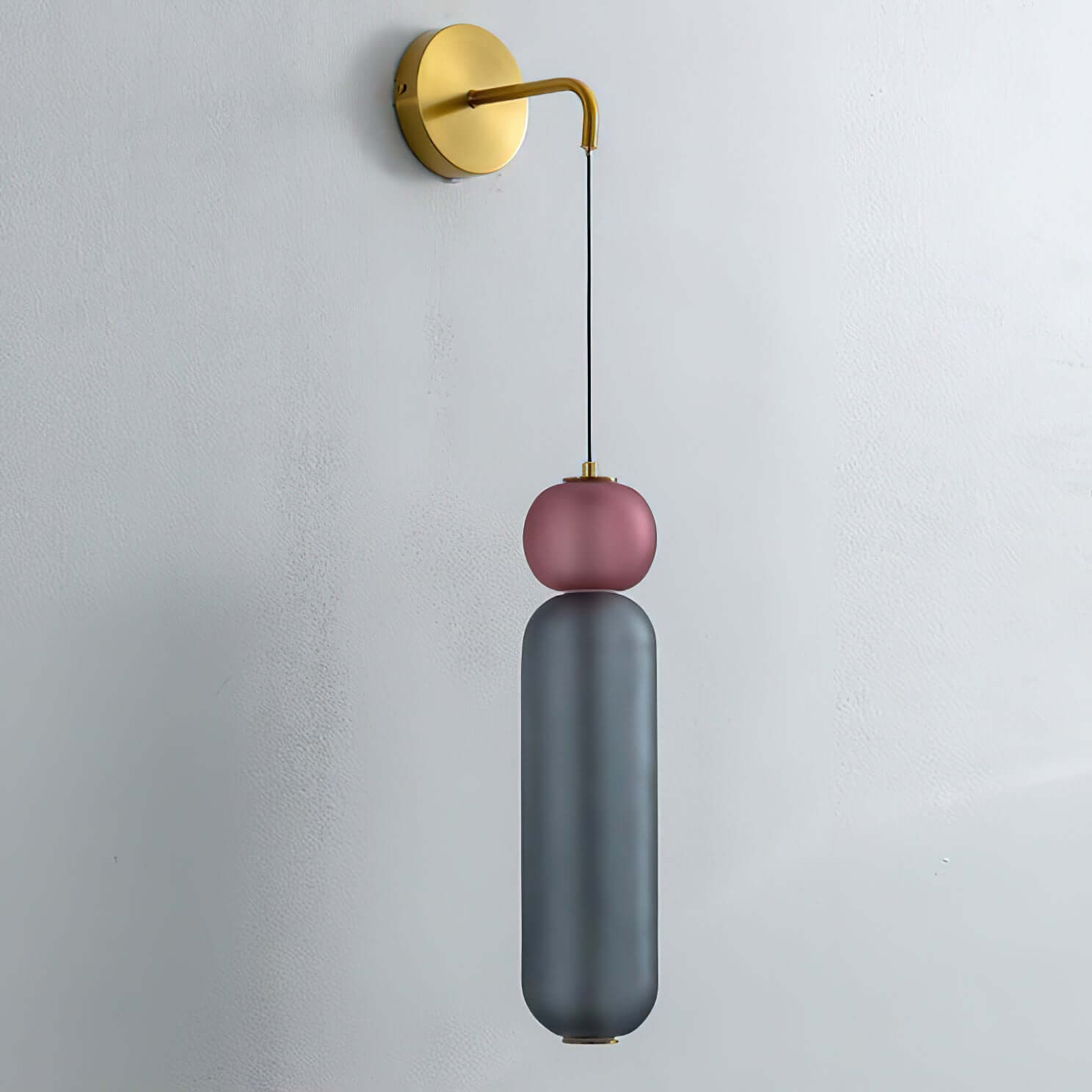 Elegante Wandleuchte mit Glockenorchideen