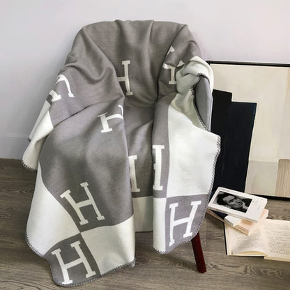 Zelara Decke Plaid Kaschmir und Wolle – Eleganz und Luxuskomfort