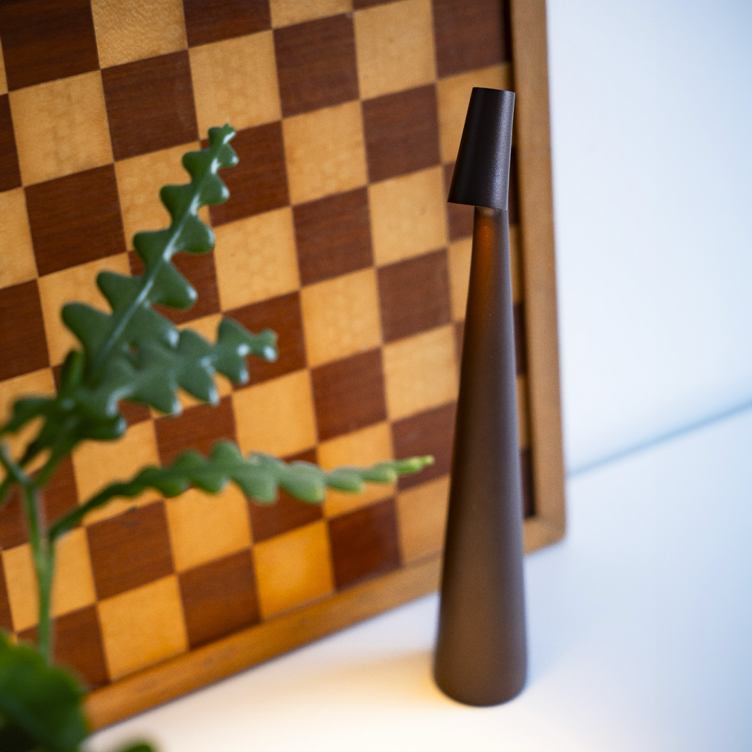 Minimalistische Tragbare LED Tischlampe