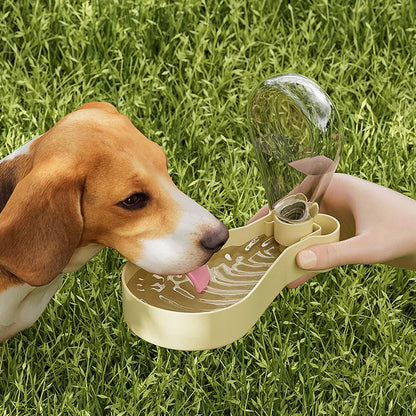 SnackKeule – Die stylische 2in1 Reise-Futterstation für Hunde