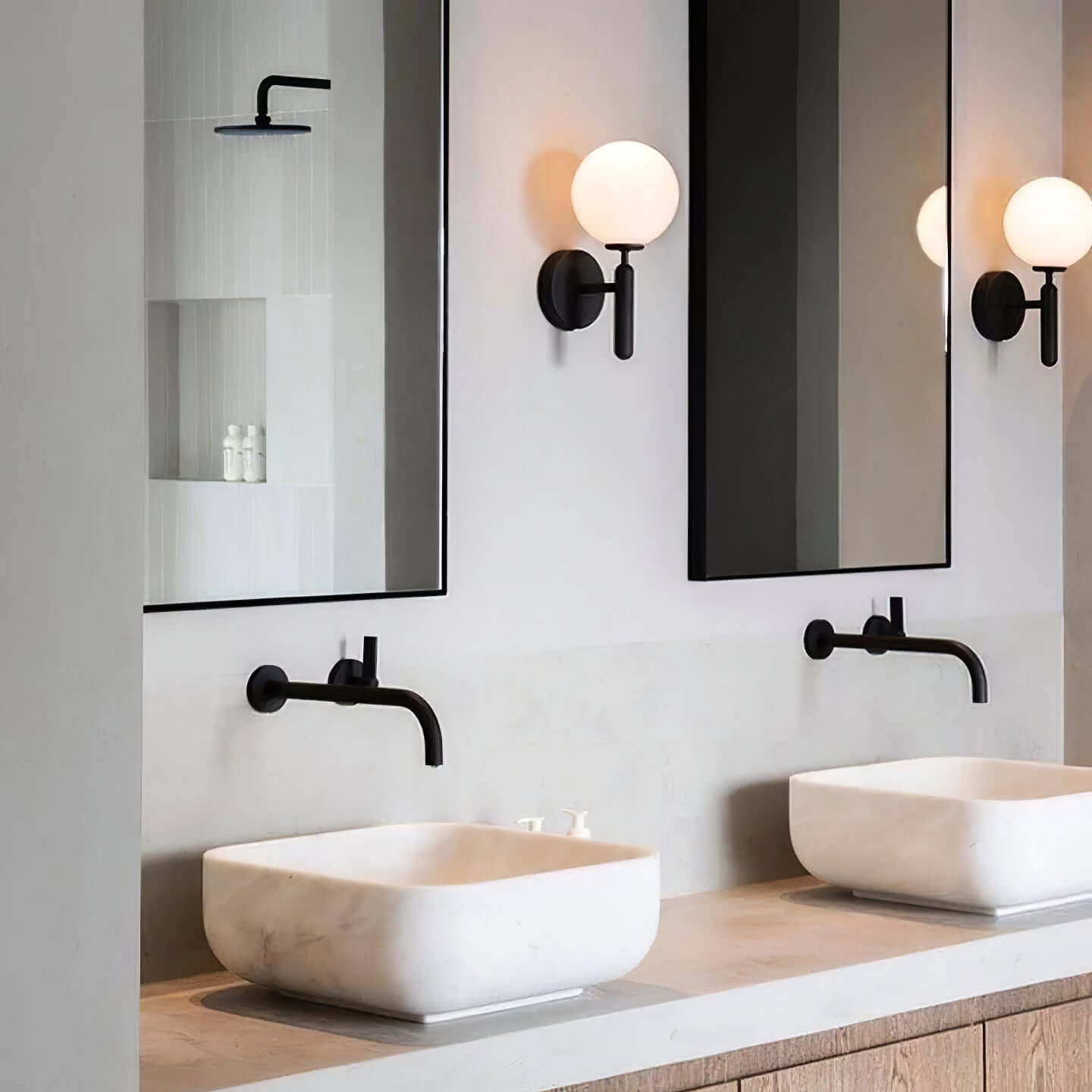 Minimalistische Designer-Wandleuchte