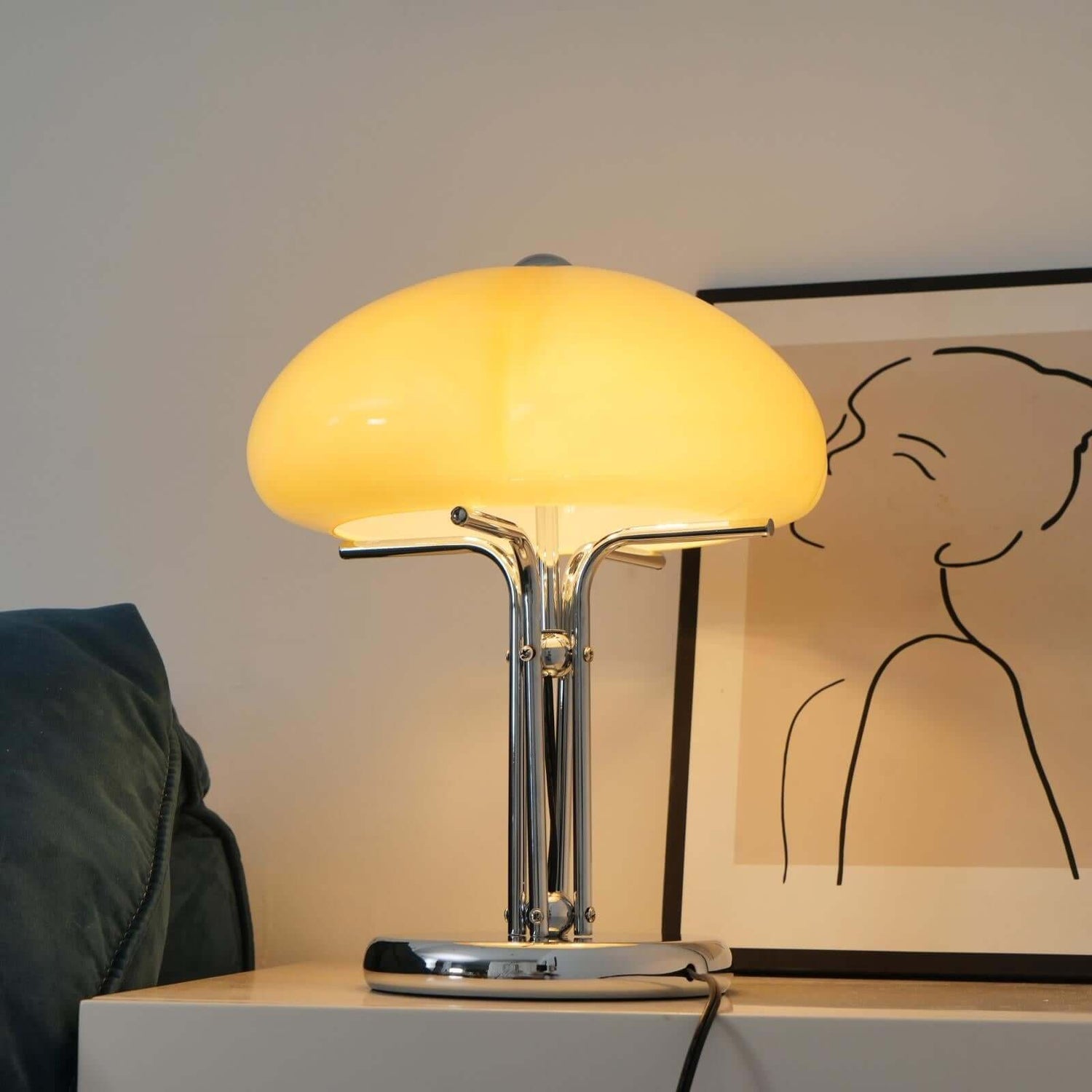 Pilz Design Tischlampe Glas Bernstein