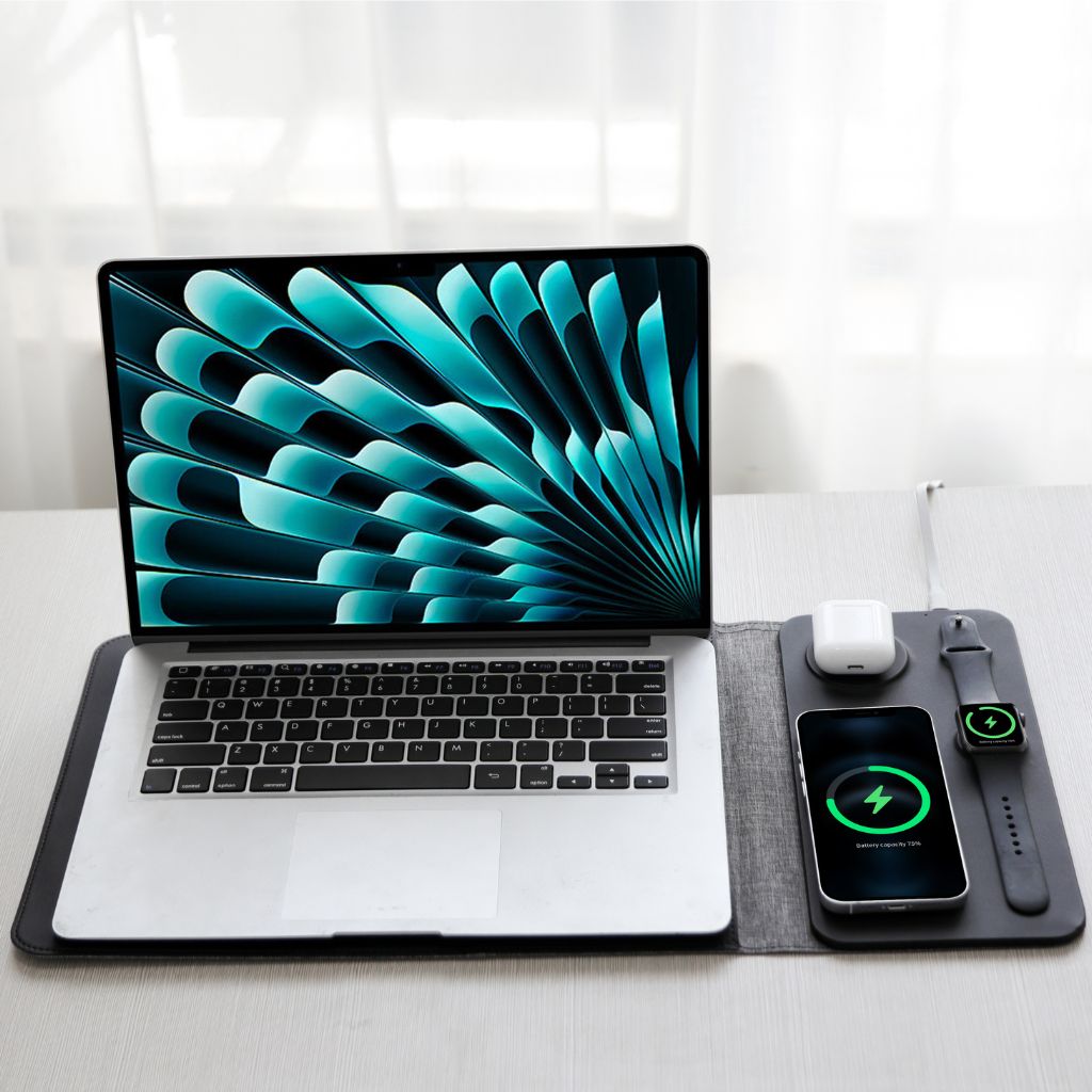 5-in-1 Laptop-Hülle aus veganem Leder mit kabellosem Ladegerät für iPhone, AirPods und Apple Watch – Mauspad &amp; Schnellladung