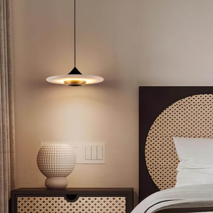 Marmor Pendelleuchte Fliegende Untertasse