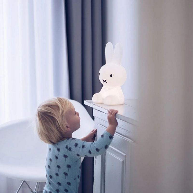BunnyMiffy | Nachtlicht Tischlampe - Sanfte Beleuchtung für Kinderzimmer
