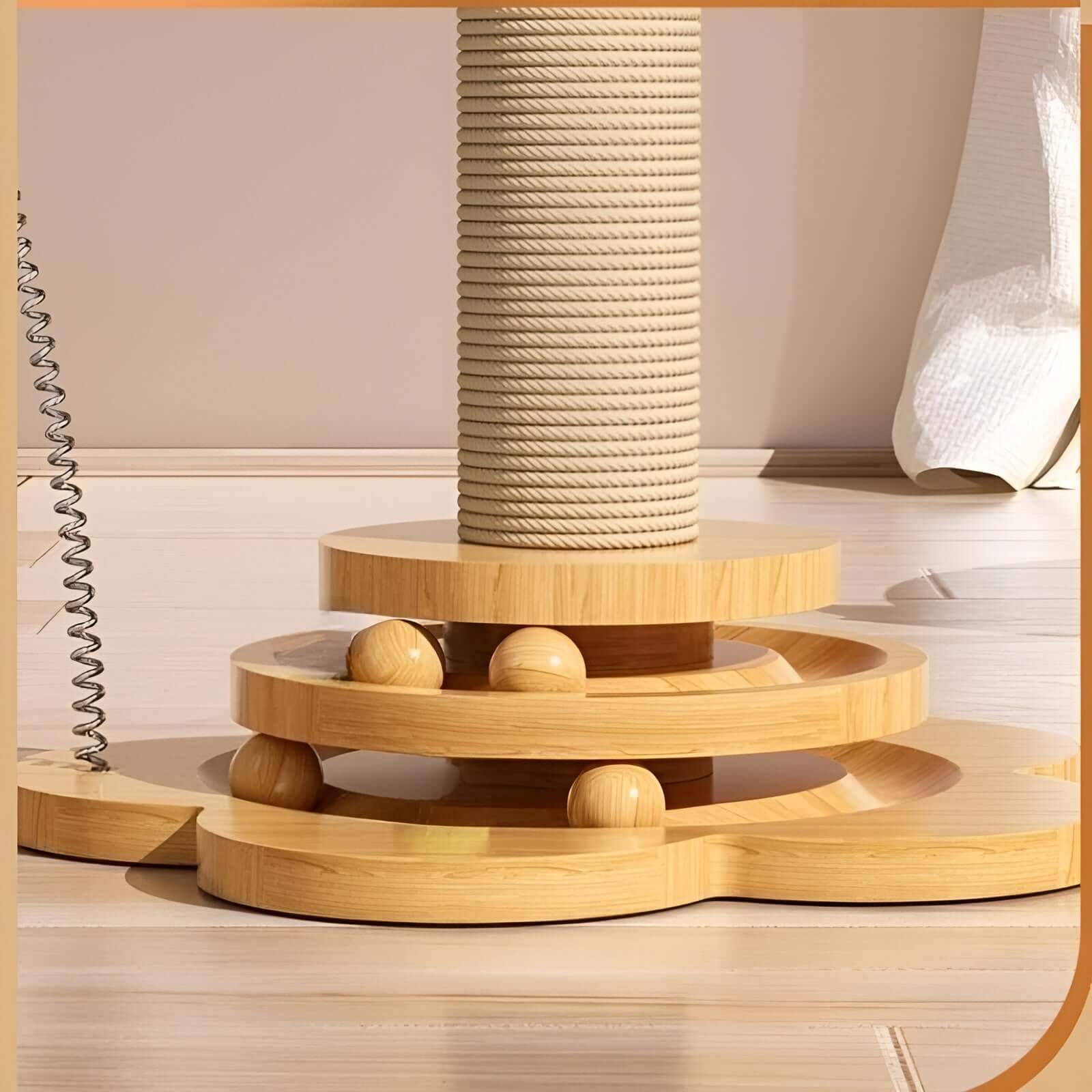 Holzkatzenspielzeug mit Bällen