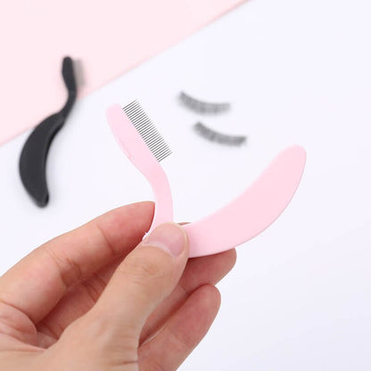 Faltbare Augenbrauenbürste für perfektes Styling