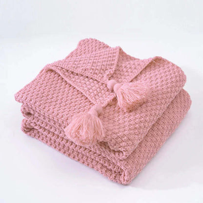 Kuschelige Strickdecke mit Fransen - Wohndecke aus weicher Wolle