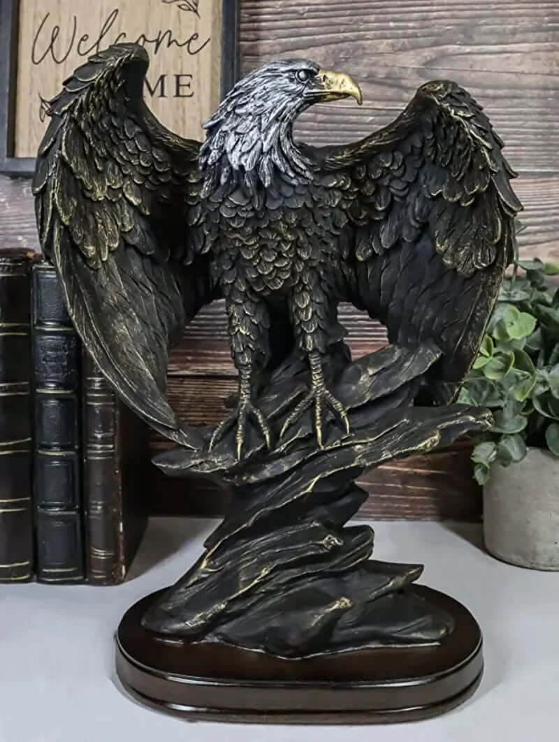 Majestätische Adler-Skulptur aus Bronze