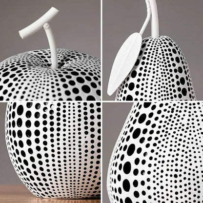 MonoApple Apfel-Skulptur – schwarz-weißem Tupfenmuster
