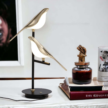 Moderne LED-Tischleuchte Vogel Design