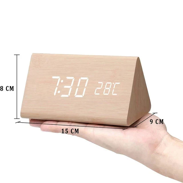 TimberGlow LED Wecker – Digital &amp; Stilvoll im natürlichen Holzdesign
