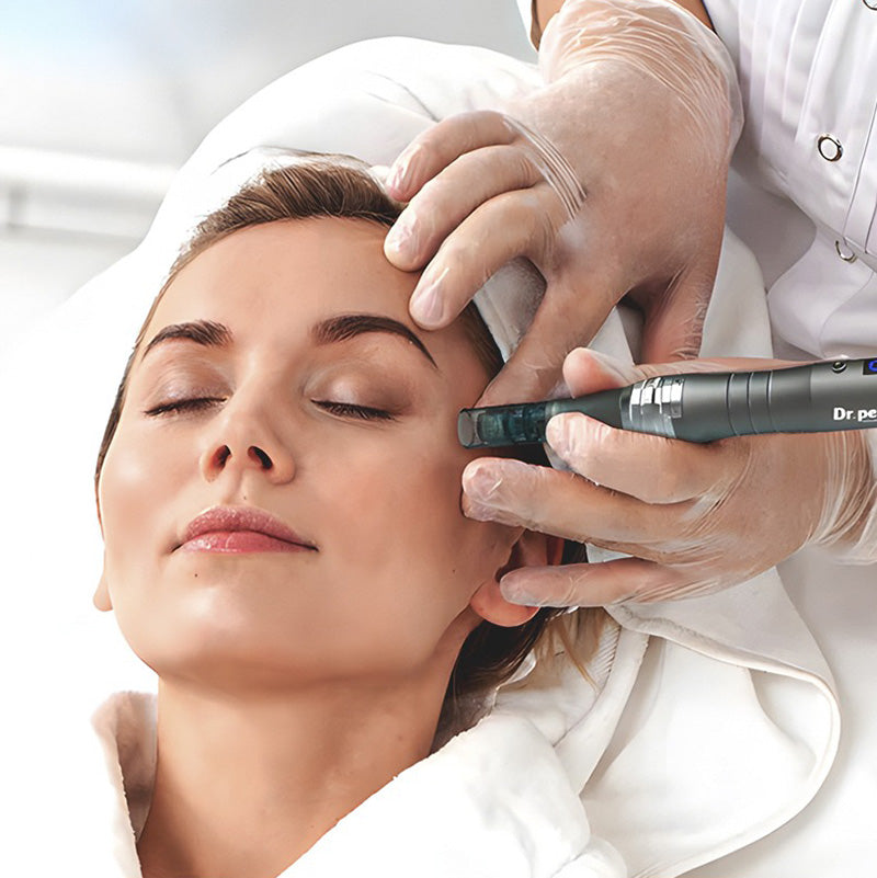 Wiederaufladbarer Microneedling-Stift