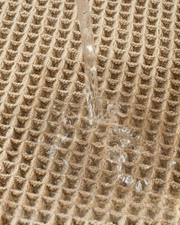 Saugfähige gewebte Badematte