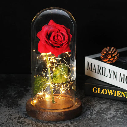 Ewige Rose in Glasdome | Handverlesen, LED-beleuchtet &amp; Ideal für romantische Geschenke und Wohnkultur