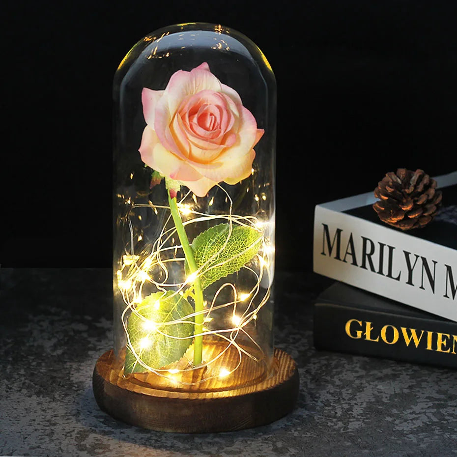 Ewige Rose in Glasdome | Handverlesen, LED-beleuchtet &amp; Ideal für romantische Geschenke und Wohnkultur
