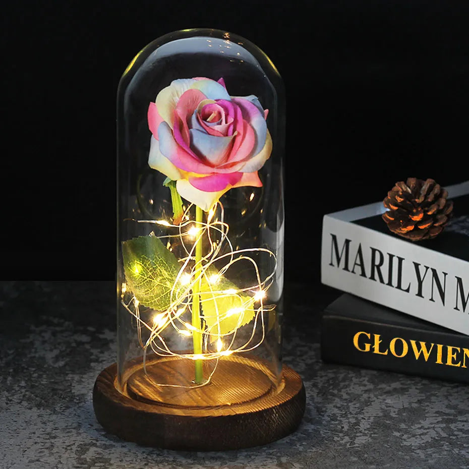 Ewige Rose in Glasdome | Handverlesen, LED-beleuchtet &amp; Ideal für romantische Geschenke und Wohnkultur