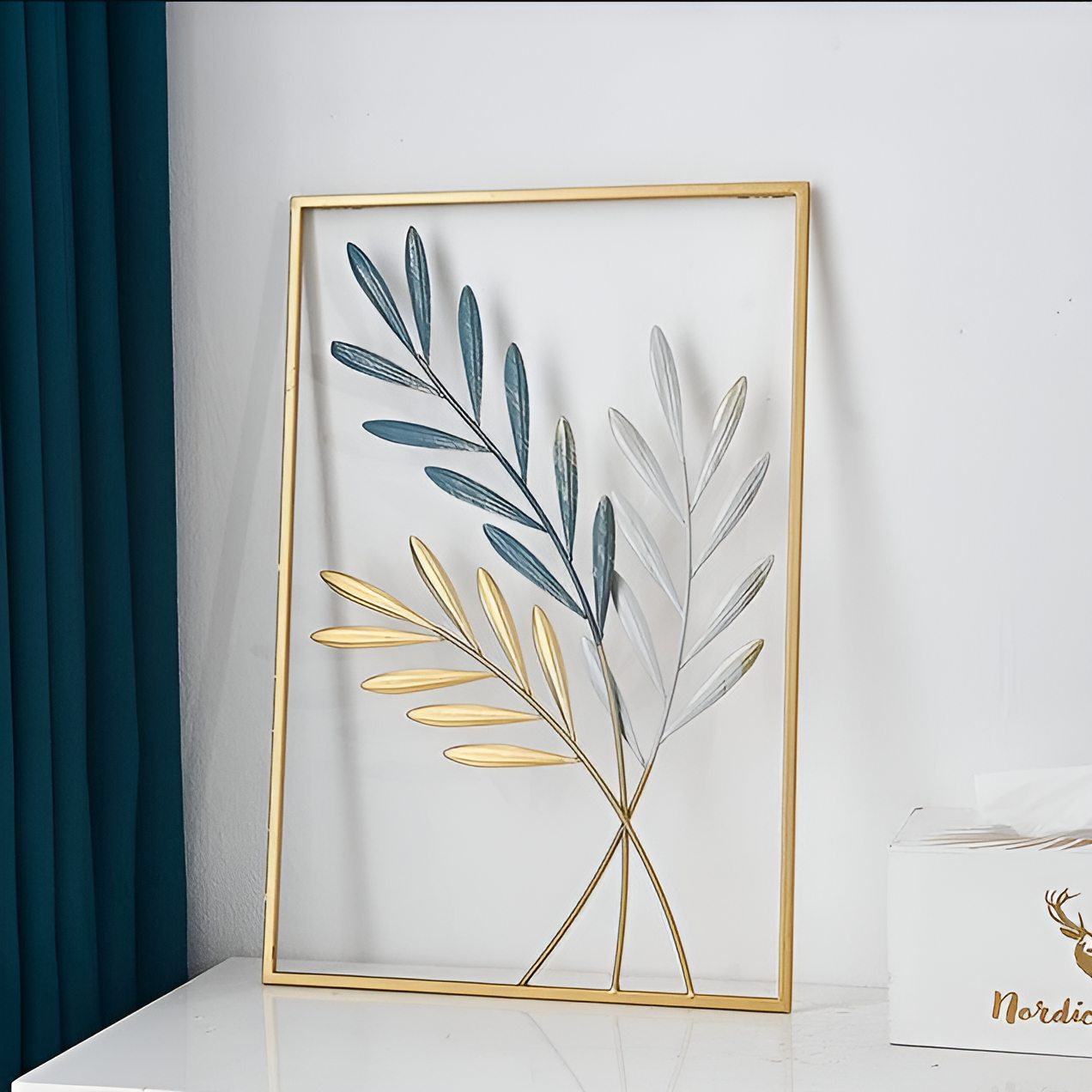 Leafy Luxe – Nordische Wanddeko aus Metall im Blattdesign