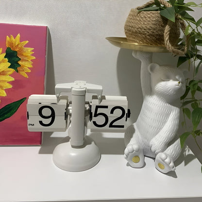 Minimalistische Flip Uhr mit Automatischem Umblättern