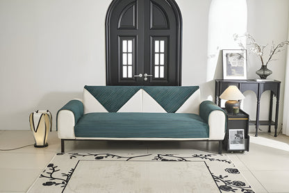 PuffSoft | Rutschfester Plüschsamt Sofabezug