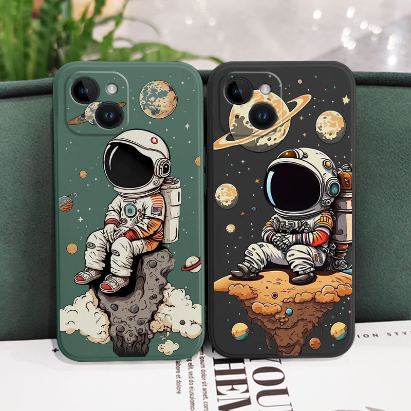 Hochwertige niedliche Saturn- &amp; Astronauten-Design iPhone-Hülle | MagSafe Case mit Kameralinsenschutzabdeckung für Apple iPhone 15/14/13/12 Pro Max Plus Cover | Panzertasche, Stoßstangenabdeckung Handyhülle | Premium-Silikon-Schutzhülle