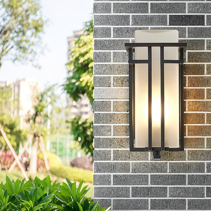 Linden Wandleuchte | Außenlampe im Retro-Design