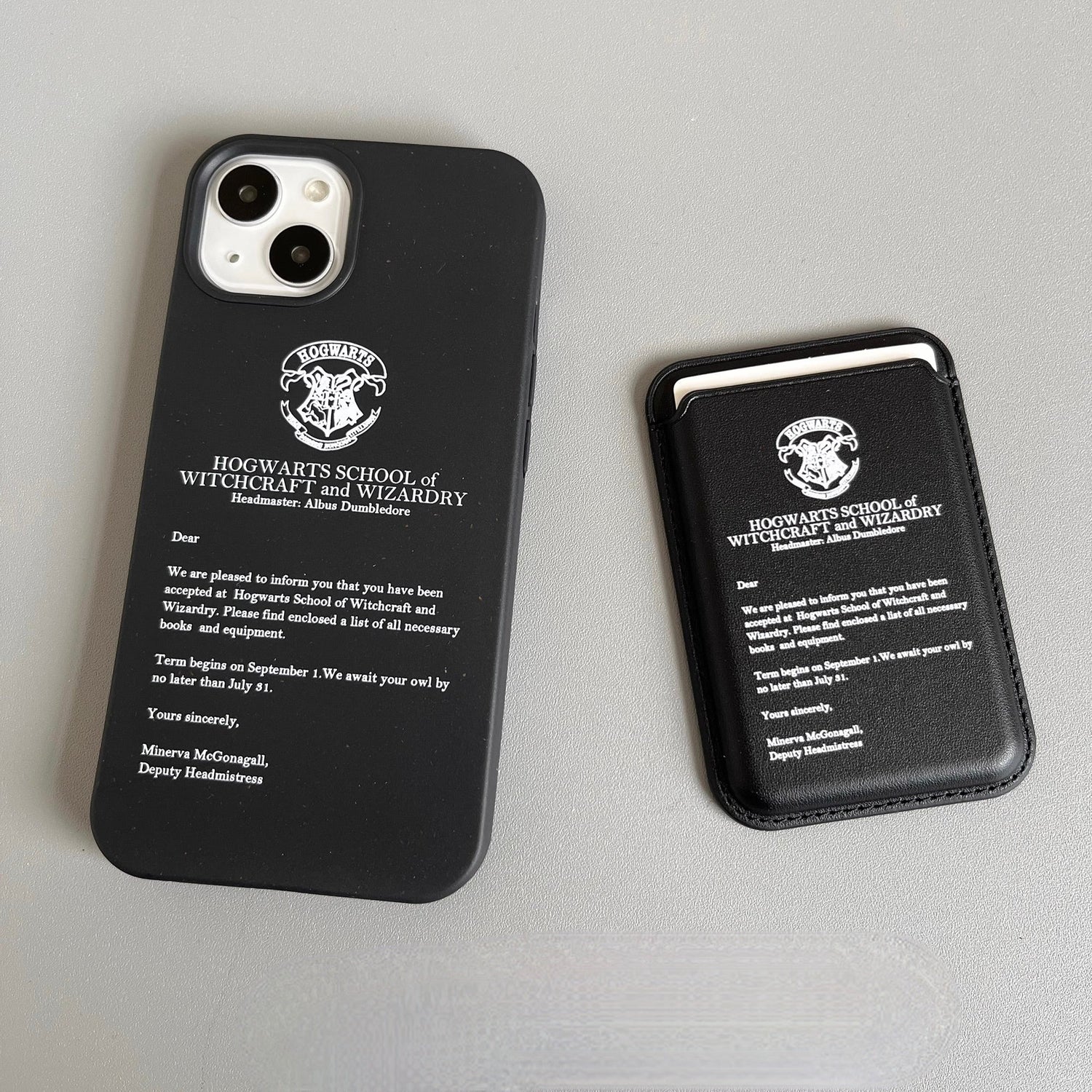 Harry Potter Serie - Umweltfreundliche biologisch abbaubare magnetische iPhone-Hülle mit Kartenhalter