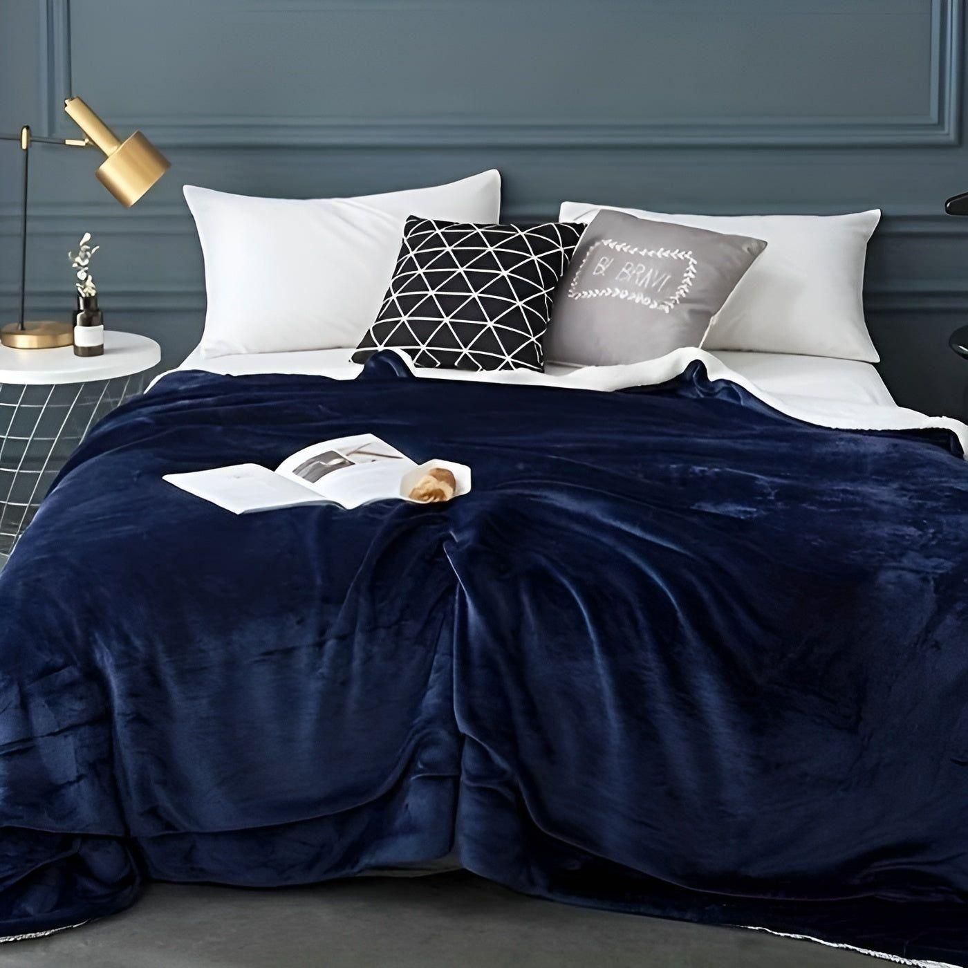 PlushWarm | Weiche Fleecedecke für den Winter