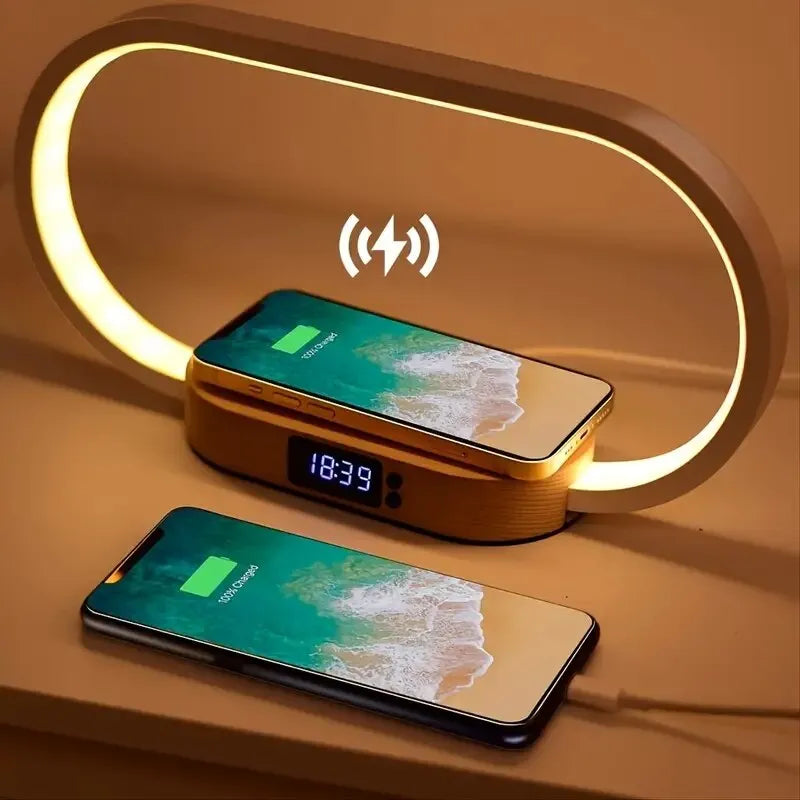 ChargeEasy Pro | Integrierte Lampe mit kabelloser Ladestation