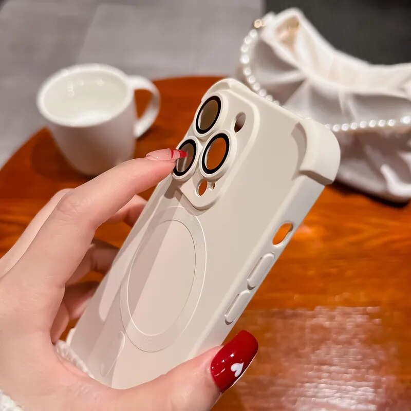 Robuste Impact Armor Magsafe kabelloses Ladeetui für iPhone