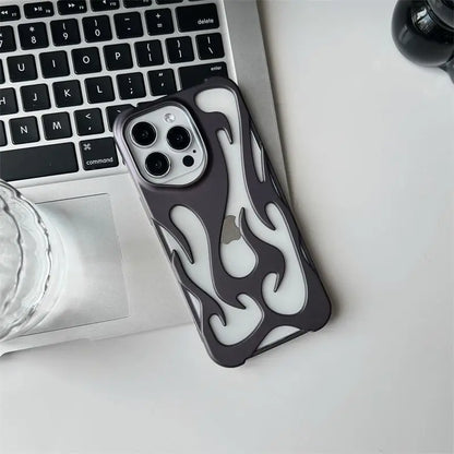 Inferno 3D Flamme Hohle Handytasche – Schlankes &amp; Stoßfestes Design