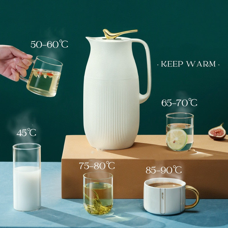 Heißer Riese Minimalistische Isolierte Thermoskanne