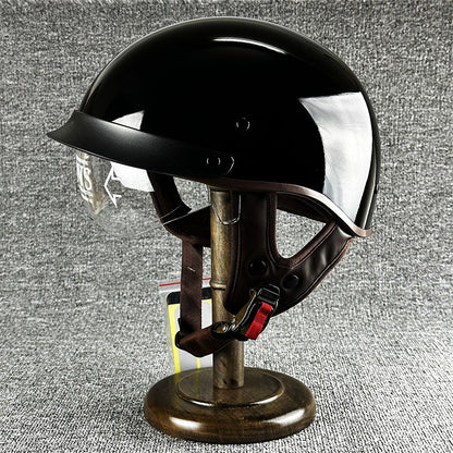 Retro-Halbgesichts-Motorradhelm mit Grafikdesign