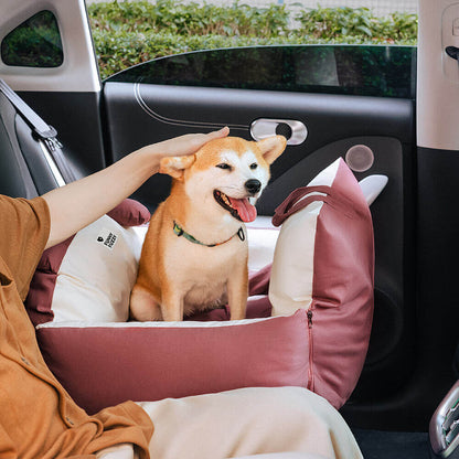 Sicheres Hunde Autobett mit Schutzkissen