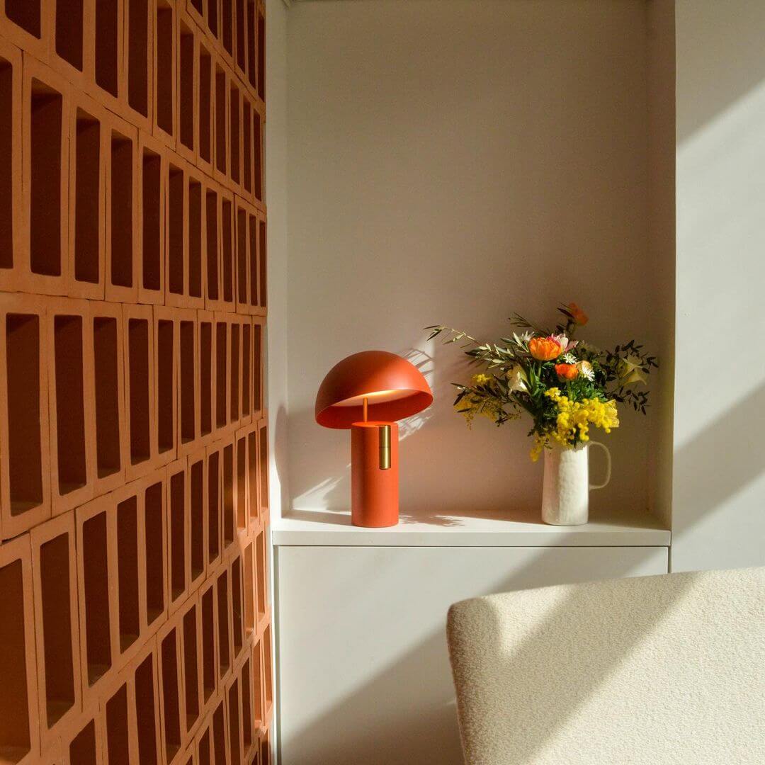 Moderne Design Tischlampe mit drehbaren Zylindern