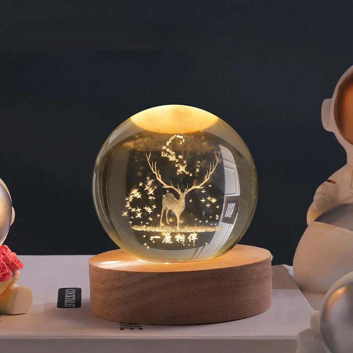 Leuchtende Kristallkugel 8cm