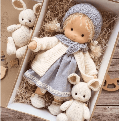 Handgefertigte Waldorf-Kuschelpuppe - Kuschelfreund für Kinder