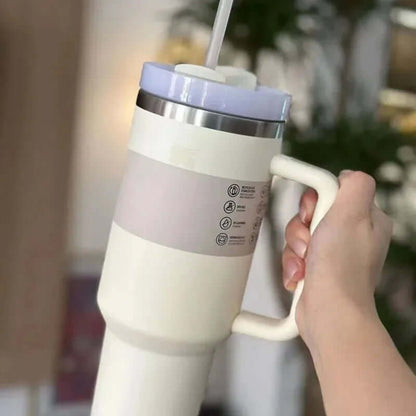 Isolierter Thermobecher 1,2L - Deckel &amp; Strohhalm