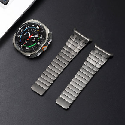AP Frosted Edelstahl magnetisches Armband für Samsung Watch 7 Ultra