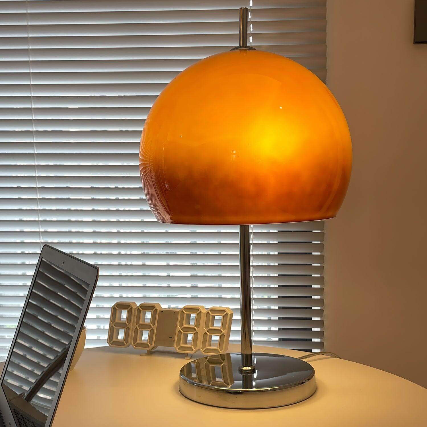 Pilz Design Tischlampe Glas Bernstein