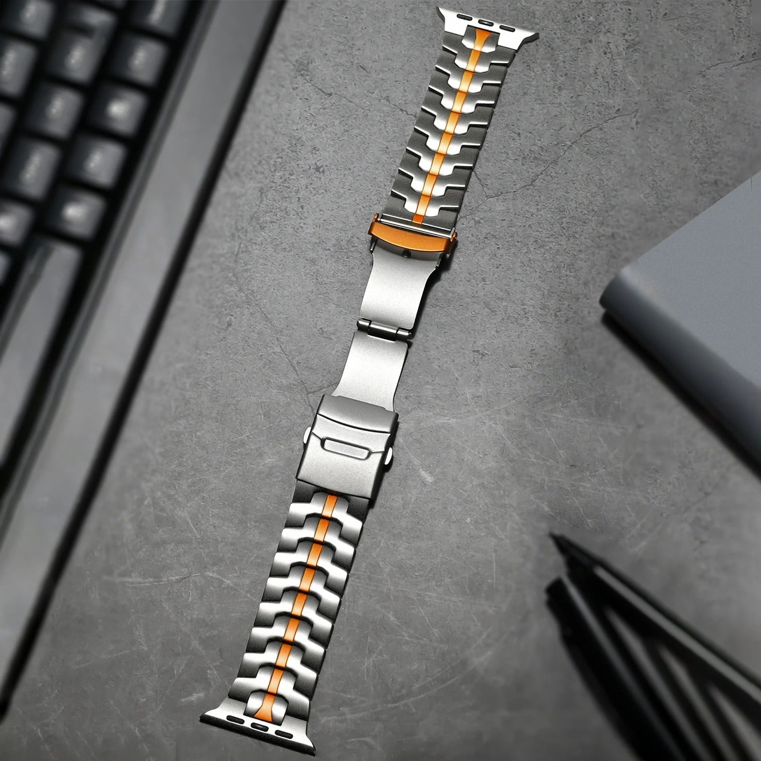 Keith Lane | Luxus Titanium Apple Watch Band