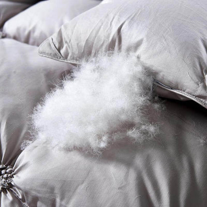 Luxuriöse Gänsedaunenbettdecke