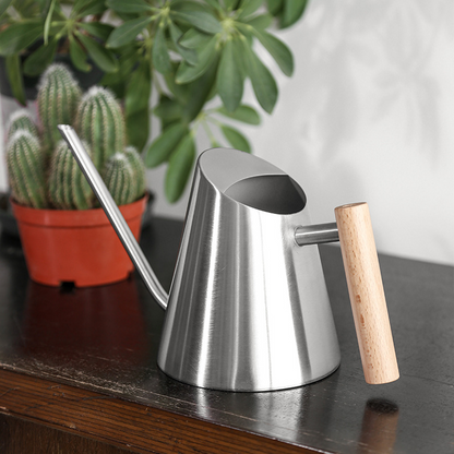 Moderne Gießkanne mit Holzgriff - Stilvoll und Ergonomisch