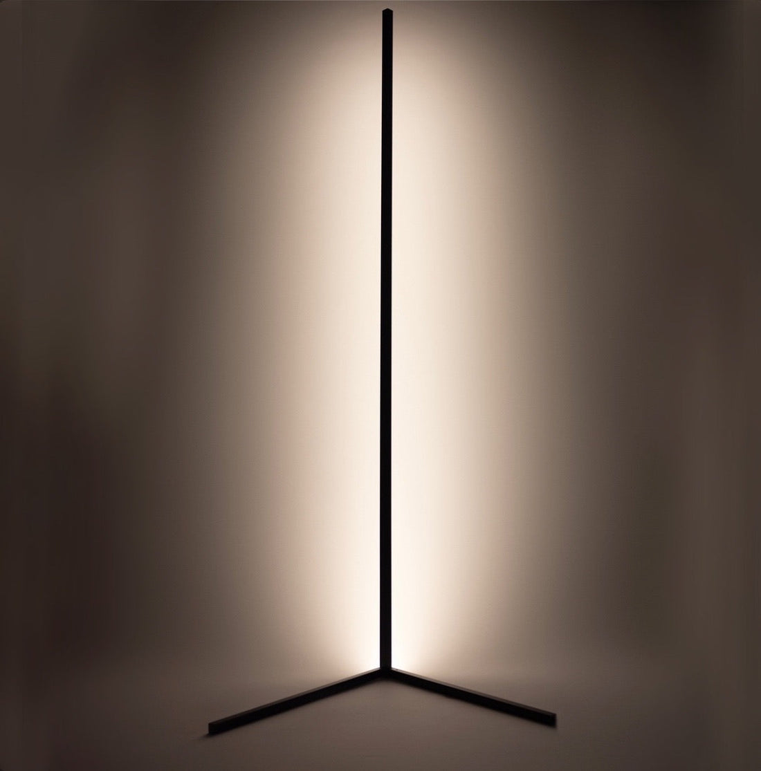 LED Design Ecklampe - Fernbedienung | RGB &amp; Weiß
