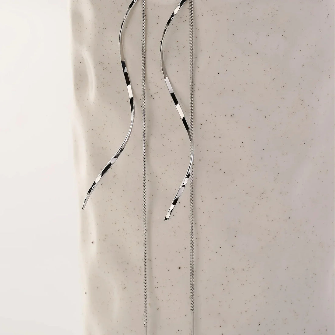 Elegante Welleneinfelder Ohrenringe - Modernes Design | Gold &amp; Silber