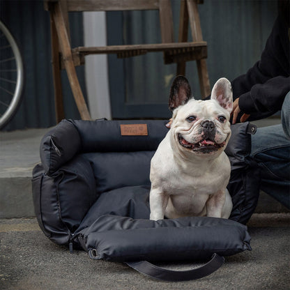 Hundeautositz aus Kunstleder - Sicherheit &amp; Stil | Urban Voyager